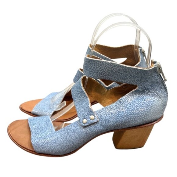 Cydwoq Brace Sandal Blue Size 38 Pre-Loved $395 Read Description - Picture 2 of 5
